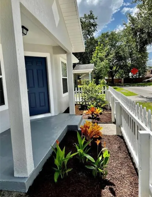 Holiday home Entire 3 Bd Home With Murals And Parking By Downtown Orlando